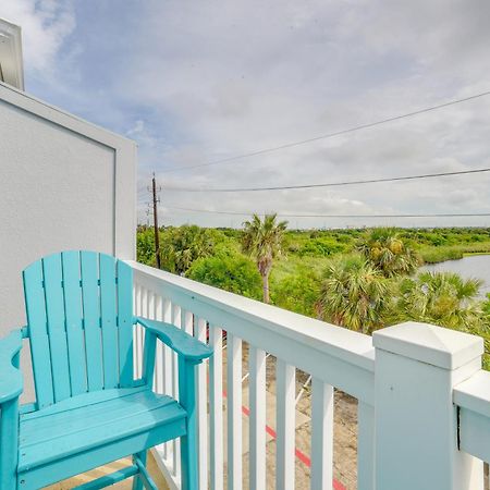 Romantic Galveston Retreat Bay View, Pool Access! Экстерьер фото